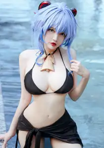 Coser Potato Godzilla's Alluring Ganyu Bikini Cosplay by the Pool-4