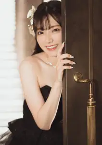 Discover Rena Miyashita's Elegant Charm in the Captivating LadyMary Part01 Collection-12