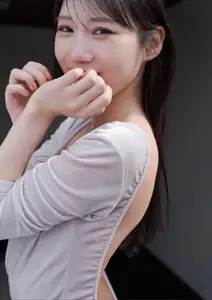 JP Yokono Sumire BUBKA: Discover Natural Beauty & Alluring Curves in This Digital Photo Book-1