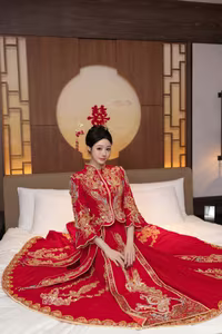 XiuRen No.10055: Xiao Dou Dou Dazzles in Traditional Red Wedding Dress, Capturing Asian Elegance.-5