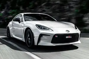 New Toyota GR 86: The Legendary Sports Coupe Arrives in Thailand.-3