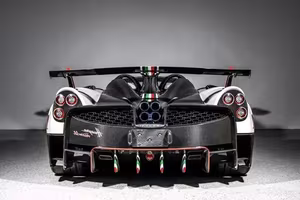 Explore the Interior of the Final Pagani Huayra Roadster Over 7,000 USD per HP-1