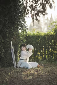 YiTuYu Vol.8273: Chun Yu – Ethereal Wuxia Beauty and Serene Warrior at Sunset-8