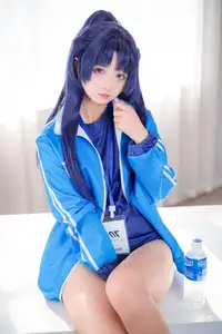 Discover the Alluring Charm of Coser Xi Huan Ai Li Ma in Yuuka's Gymnastics Outfit (56P)-5