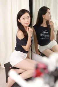 Discover the Alluring Charm of Chinese Model Xiao Jie in IESS SXJ No.2143: Casual Elegance Unveiled-26