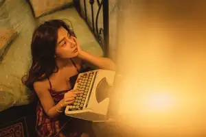 YiTuYu Vol. 8583: Shu Wen Tong Xue – Discover Her Captivating Beauty in Every Moment-24