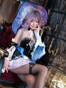 Coser Machi Transforms into Herta Honkai Star Rail: A Stunning Cosplay Gallery You Can't Miss-10