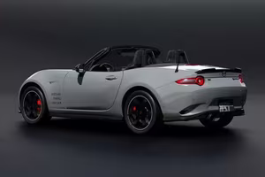 Close-up: Mazda MX-5 Spirit Racing Roadster 12R – Admire this 200-Unit Limited Edition Masterpiece-0