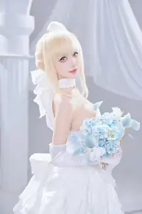 FGO Saber Bride: Shika XiaoLuLu Shines in Pristine White Wedding Dress - A Game Muse Brought to Life-6