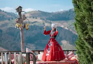 Ethnic Woman in Vibrant Traditional Attire 1000024497-4