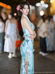 XiuRen No.10594: Li Shuang Er's Graceful Charm in a Modern Cheongsam, Captivating Asian Beauty.-6