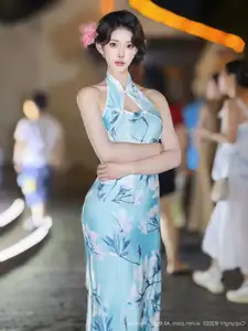 XiuRen No.10594: Li Shuang Er's Graceful Charm in a Modern Cheongsam, Captivating Asian Beauty.-35