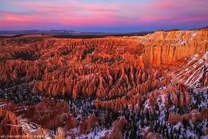 Discover Bryce Canyon National Park: Unique Hoodoo Rock Formations, Utah's Majestic Landscape-6