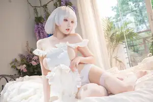 Coser Gua Xi Jiang as Illustrious Azur Lane: Graceful and Alluring Beauty-2