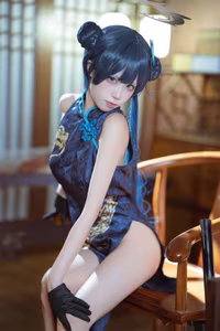 Coser San Wu Ren Xing as Blue Archive's Ryūka Kisaki: Alluring Oriental Charm in Qipao-6