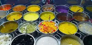 Discover Hue Cuisine: The Imperial City's Essence in Every Flavorful Dish.-5