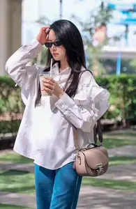 Midu's Ageless Charm: White Shirt Style Makes Her Look Like a Schoolgirl at 35-4