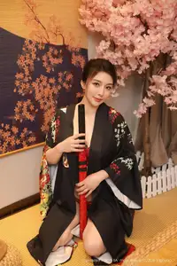 Su Yi Nuo No.10627: Captivating Traditional Grace in a Seductive Black Kimono-35