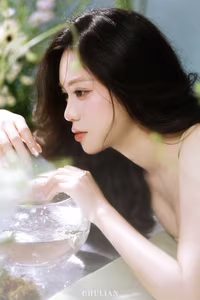 VGU No.91: Discover the Ethereal Beauty of a Dreamy Muse Amidst Pure Blossoms – An Emotional Portrait-0