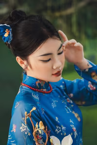 VGU No.129: Discover the Elegant Ao Dai Beauty of a Vietnamese Girl Captivating Graceful Smile-12
