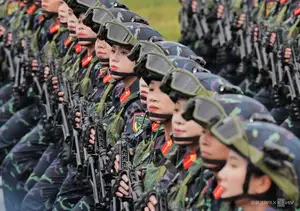 Vietnam's Female Soldiers: Majestic Parade Rehearsal Showcases Strength and Discipline-8