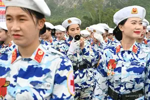 Vietnam's Female Soldiers: Majestic Parade Rehearsal Showcases Strength and Discipline-11