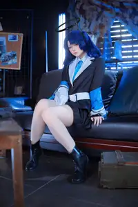 Coser Yu Yu Transforms into Blue Archive's Yuuka: Captivating Beauty in a Unique Photo Collection (45P)-12