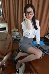 IESS SXJ No.2068 Xiao Jie: Elegant Office Allure-8