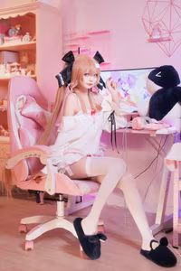 Coser Ai Xi Aiwest: Sweet, Dreamy Cosplay That Captivates-5