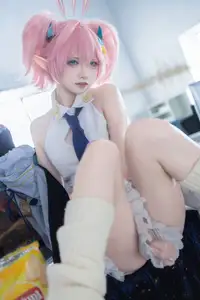 Coser Zhi Yue Etsu_ko - Taoka: Sweet, Captivating Charm in Every Alluring Frame-3