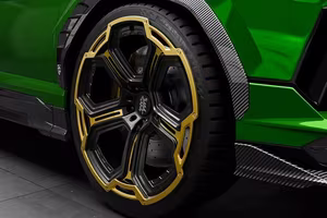 Discover the Larte Design Lamborghini Urus: A Brilliant Yellow Super SUV with a Striking New Look-8