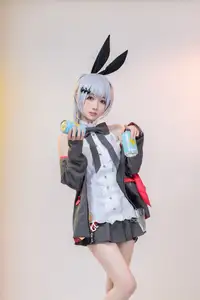 Discover the Allure of Coser Xiaomuceng Aya as Fn-57 Girls' Frontline-6