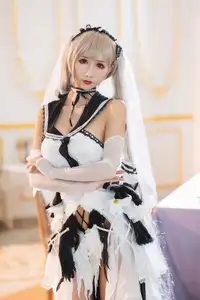 Coser Masaki Ya Qi stuns in Azur Lane Formidable dress a captivating portrayal of elegance and charm-19