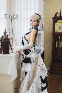 Coser Masaki Ya Qi stuns in Azur Lane Formidable dress a captivating portrayal of elegance and charm-9