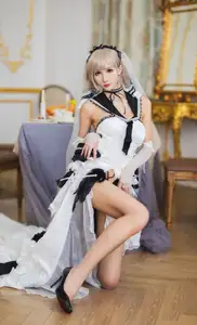 Coser Masaki Ya Qi stuns in Azur Lane Formidable dress a captivating portrayal of elegance and charm-3