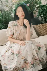 Discover Zzzhen's Serene Elegance in YiTuYu Vol.8271: A Captivating Floral Portrait-8