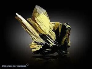 Explore Rutile: Mysterious Mineral with Unique Crystal Structure, Unexpected Applications-7