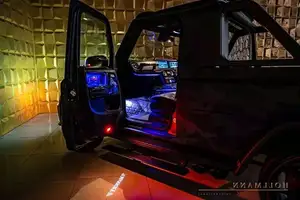 Witness the Million-Dollar Mercedes-AMG G63 Super Pickup: Unique Class, Hypercar Price. Explore Now!-2