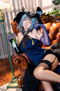 Coser Xi Huan Ai Li Ma Alluring Cheshire Qipao Cosplay Unveiling 37 Captivating Photos-23