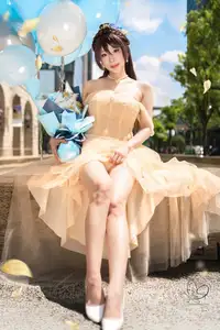 Coser Hane Ame Shines in Her 2025 Birthday Dress Captivating Elegance and Alluring Charm!-20