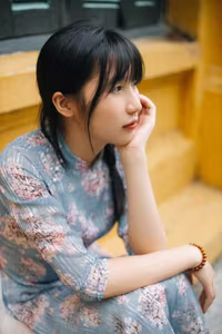 VGU No.19: The Enchanting Charm of Ao Dai and Vietnamese Beauty in the City-3