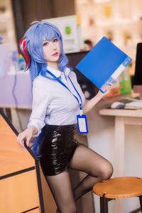 Coser Xian Nu Yue: Ganyu Genshin Impact Cosplay - Alluring Beauty in Unique Attire-17