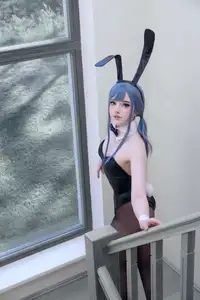 Coser Candy Ball's Enchanting Blue Bunny Transformation - Exclusive Photos-3