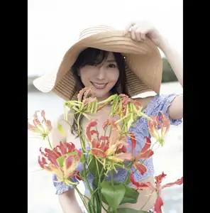 JP Morisaki Tomomi Nectar: Captivating Elegance in Digital Photo Book-5