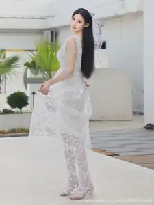 Li Shuang Er No.10661: Ethereal Beauty in a Sexy White Gown-53