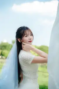 VGU No.180: The Pure Elegance of a Girl in a White Dress with Gentle Lilies-6