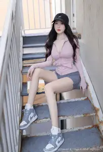 Yu Zi Jiang Fish (No.10542 XiuRen) – Captivating Beauty and Alluring Style-12