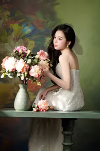 VGU No.98: Elegant Beauty in White Dress with Fresh Flowers – A Timeless Allure.-5