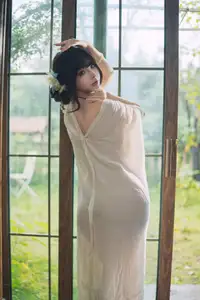 Coser yuuhui - Spring Song Part01: Ethereal Beauty by the Window, Awakening the Senses.-12