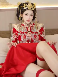 Li Shuang Er: Traditional Beauty in Vibrant Xiùhéfú from XiuRen model Part01-3